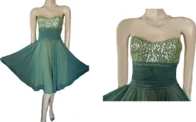 *BEAUTIFUL BETSEY JOHNSON EVENING GRAND SWEEP SILK CHIFFON PARTY DRESS ENCRUSTED WITH SPARKLING SEQUINS IN MERMAID