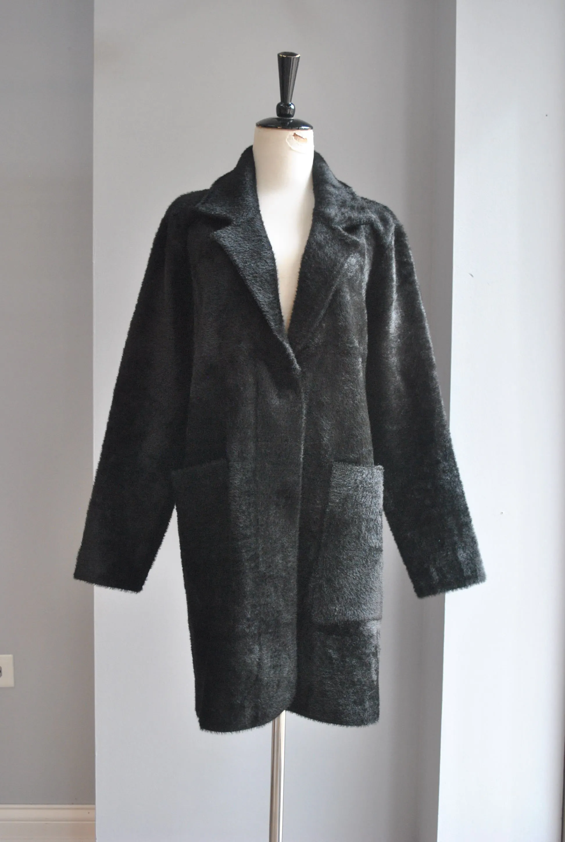 BLAVK SIMPLE ALPAKA COAT