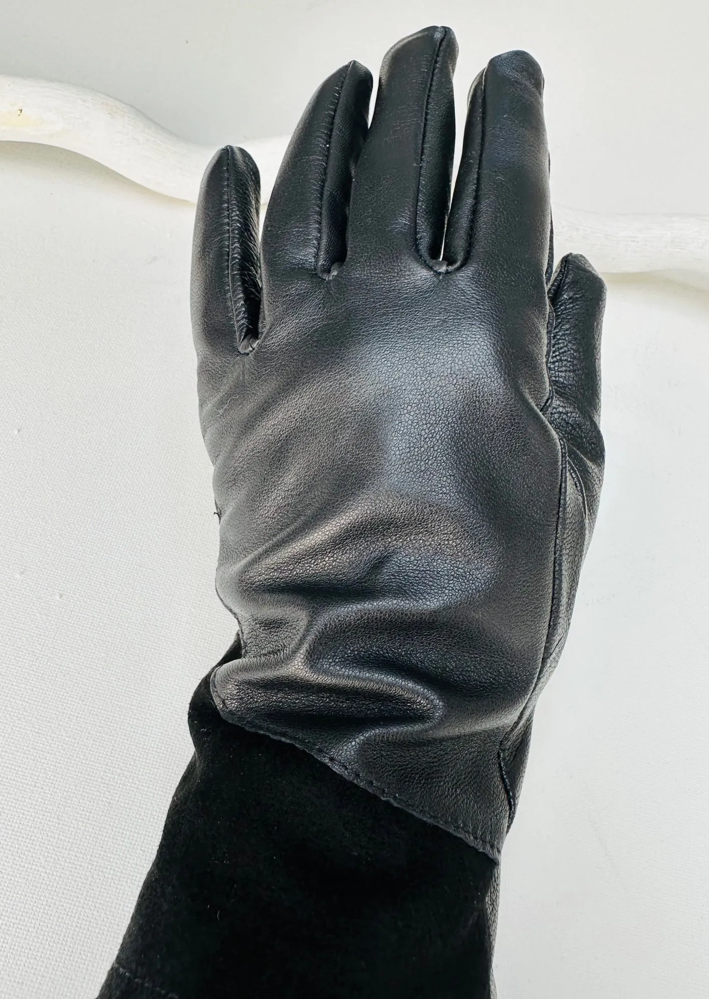 JAMILA LEATHER & SUEDE BLACK GLOVES