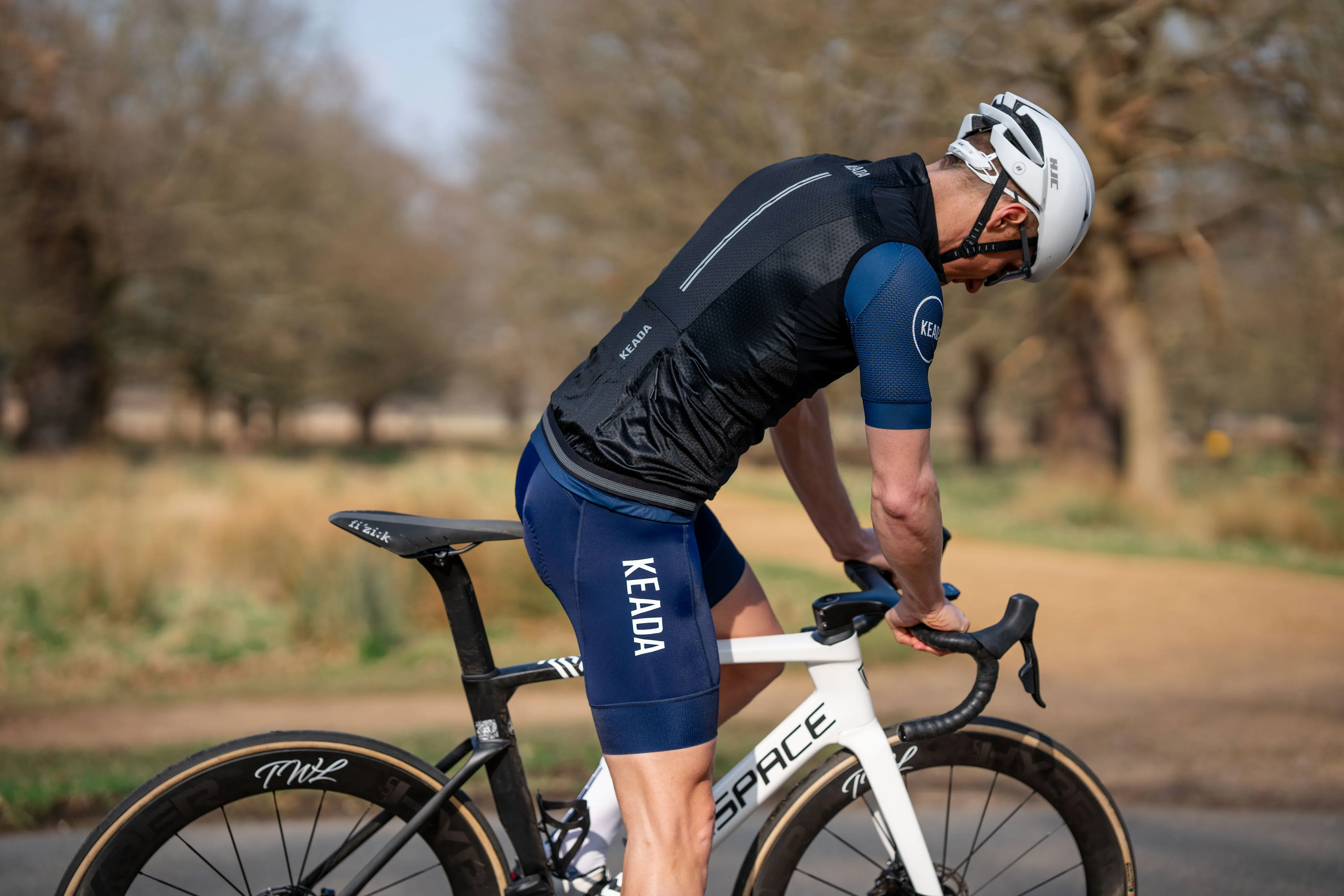 Men's Essential Cycling Gilet - Black