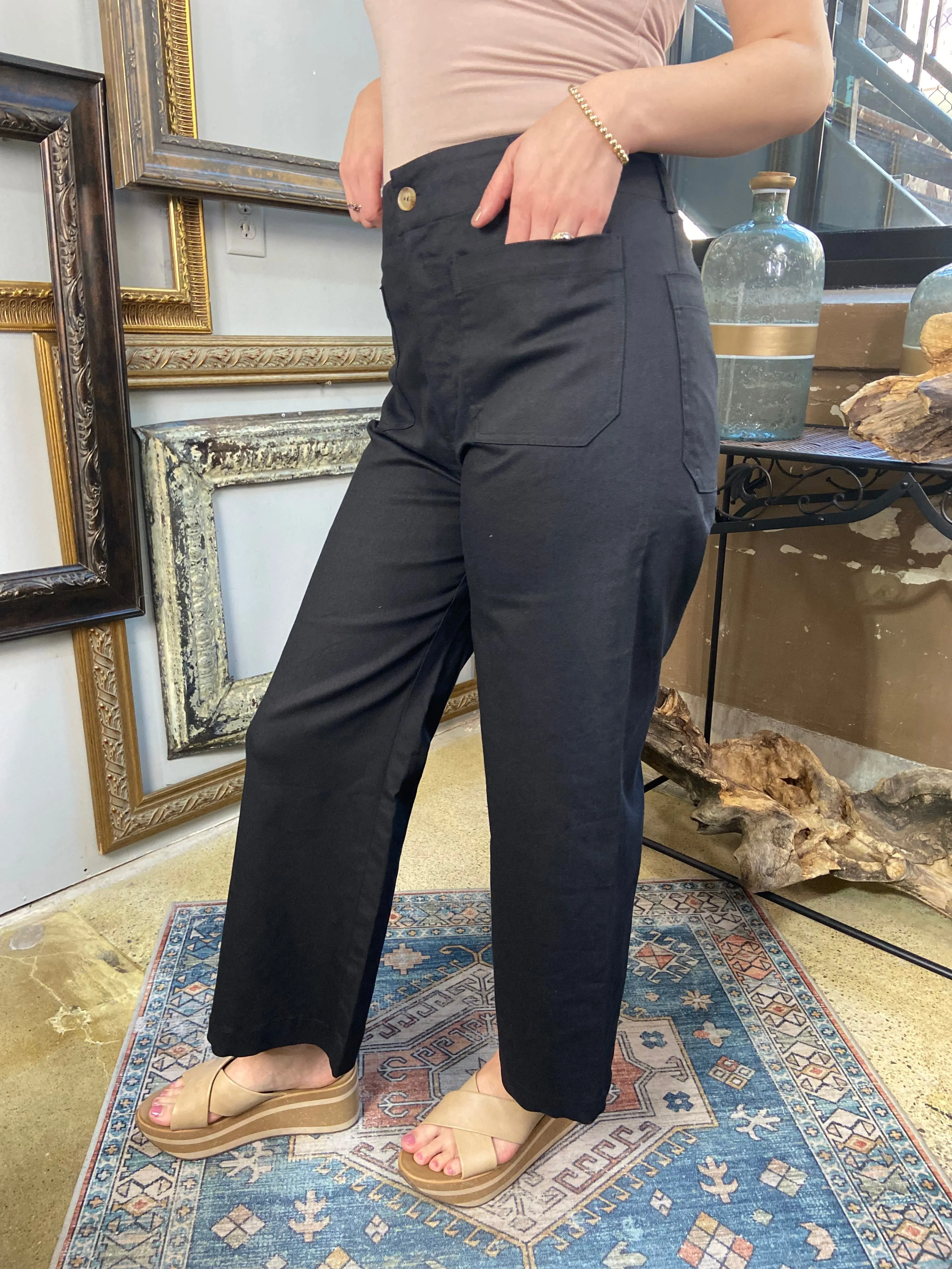 Petra Black Cropped Pants