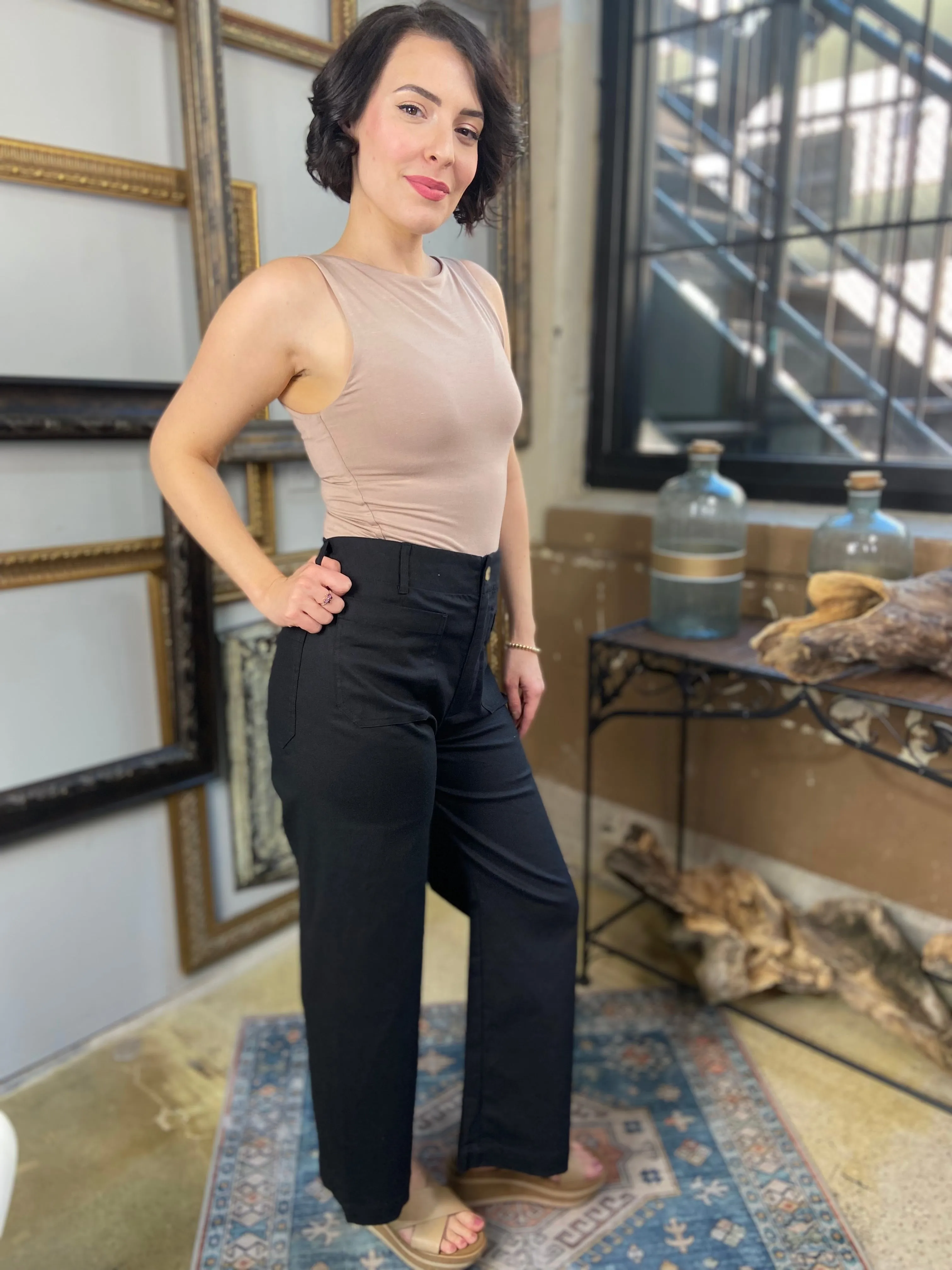 Petra Black Cropped Pants
