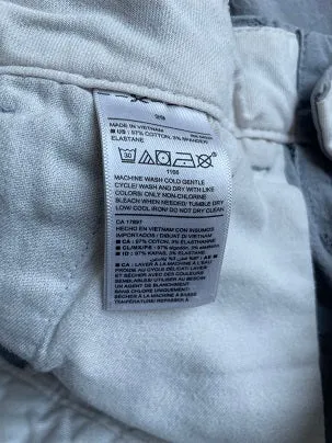 Rubynee Vintage y2k Old Navy mens grey chinos short