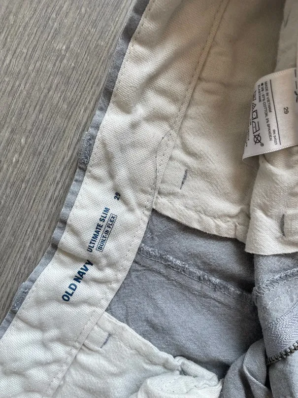 Rubynee Vintage y2k Old Navy mens grey chinos short