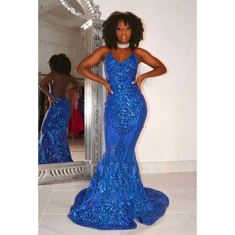 Sexy & HotMermaid Halter V-Neck Sleeveless Slit Sequins Evening Prom Dress