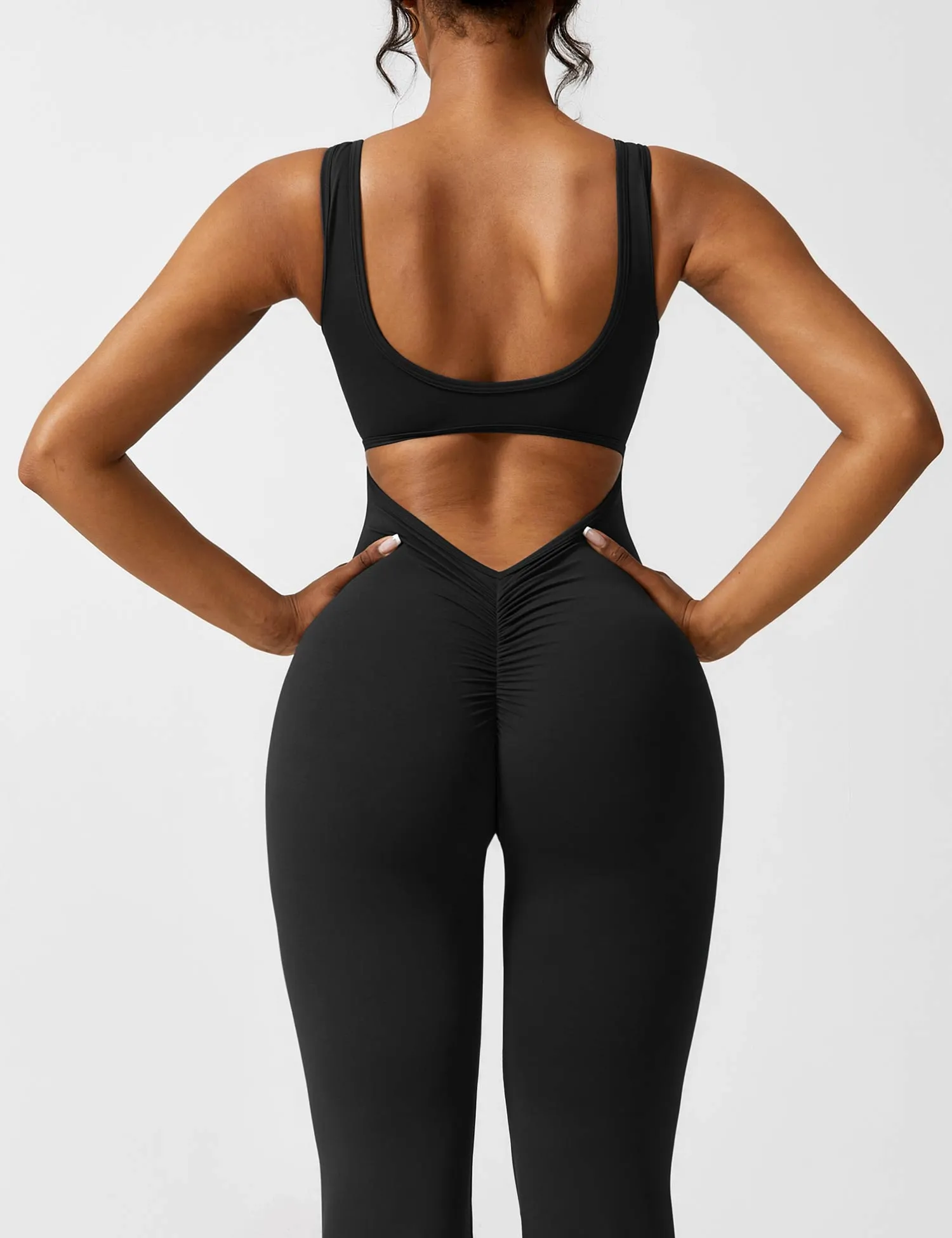 Sofia – Mühelos Eleganter Flare Jumpsuit