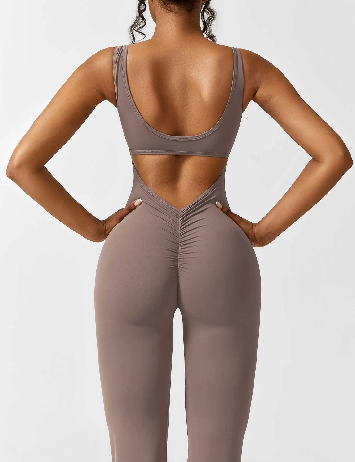 Sofia – Mühelos Eleganter Flare Jumpsuit