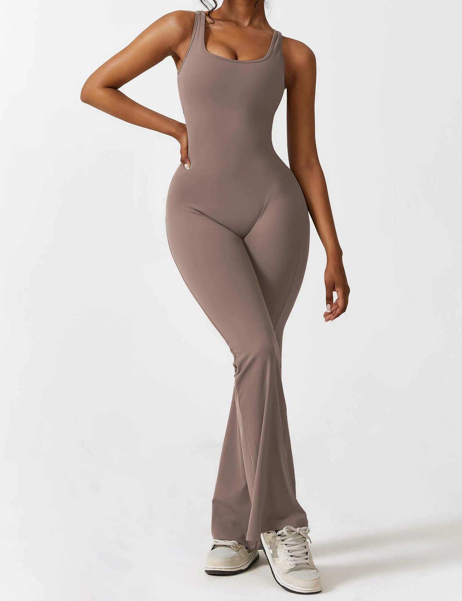 Sofia – Mühelos Eleganter Flare Jumpsuit
