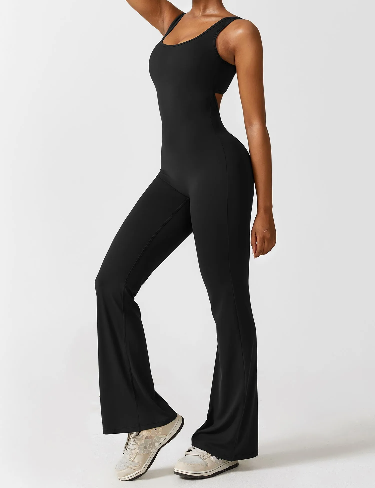 Sofia – Mühelos Eleganter Flare Jumpsuit
