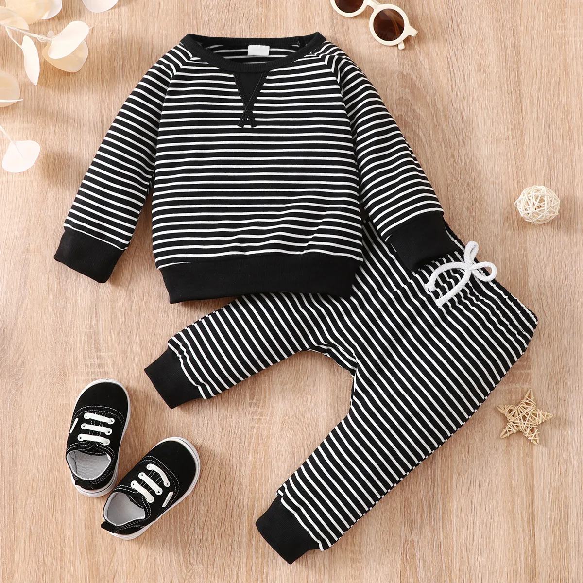 Striped Sweatshirt & Sweatpants Set