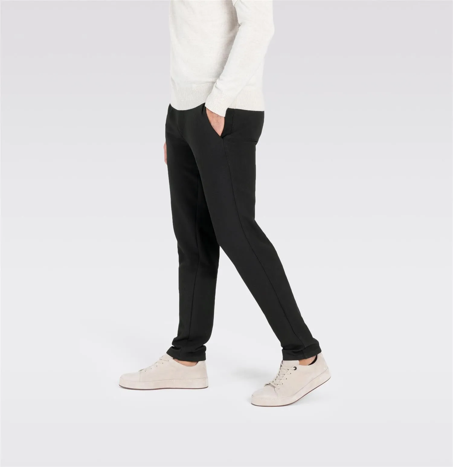 Traveller pants black