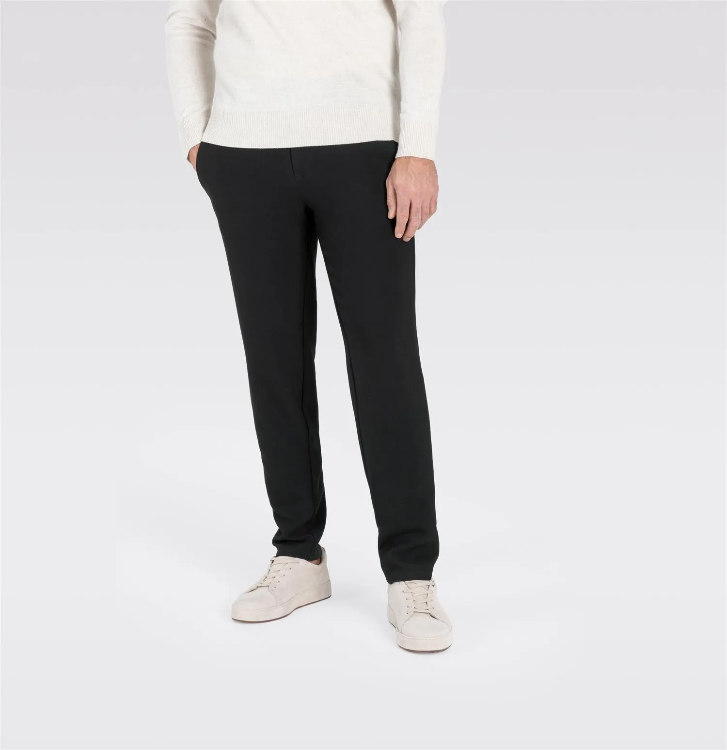 Traveller pants black